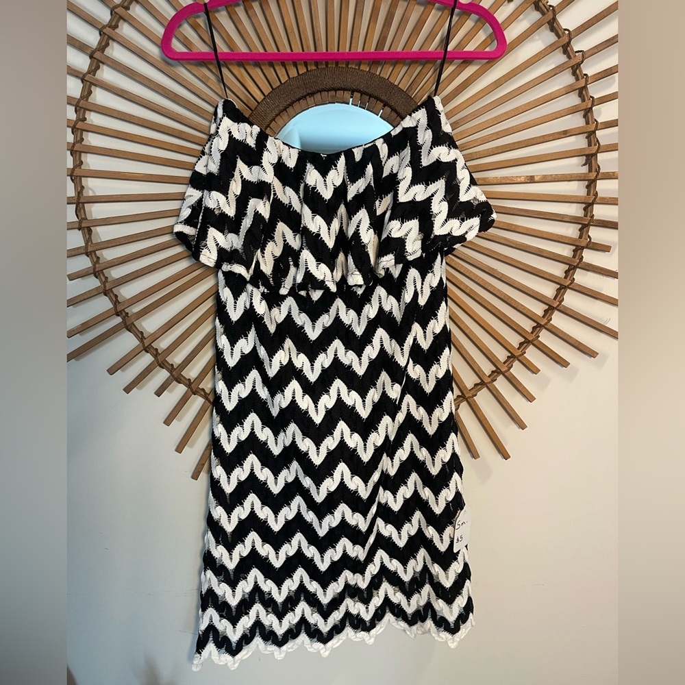 Judith March Black and White Zigzag Ruffle Strapless Dress Lace Size M Retro 🖤🤍